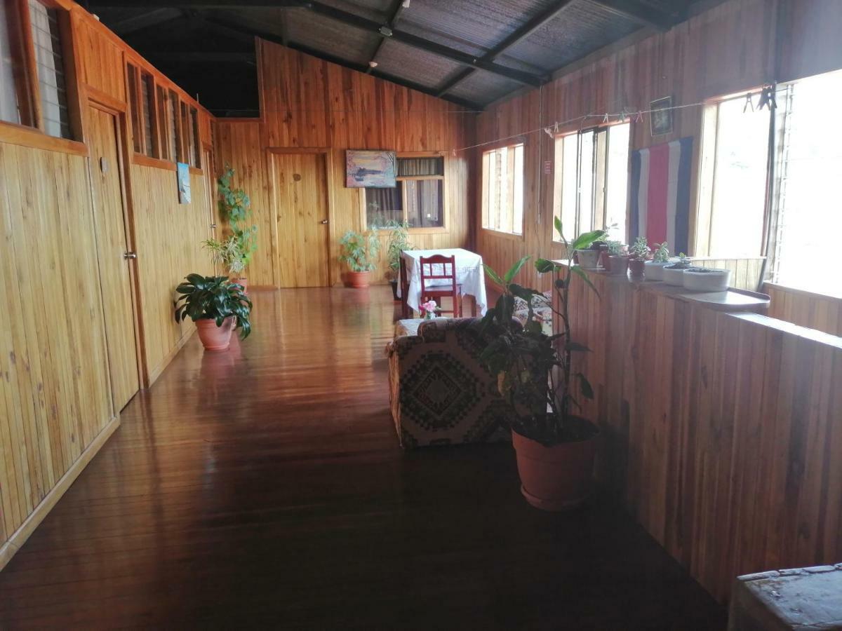 Monte Los Lirios Lodge Monteverde Exterior photo